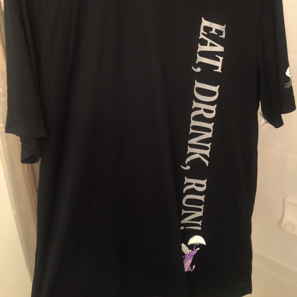 Run Disney tech shirt